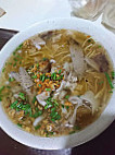 Ted's Oldtimer Lapaz Batchoy food