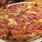 Luigi's Pizza food