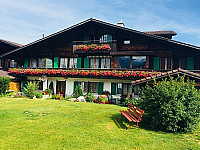 Chalet Bergblick Aeschi outside