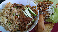 Amy's China Cuisine food