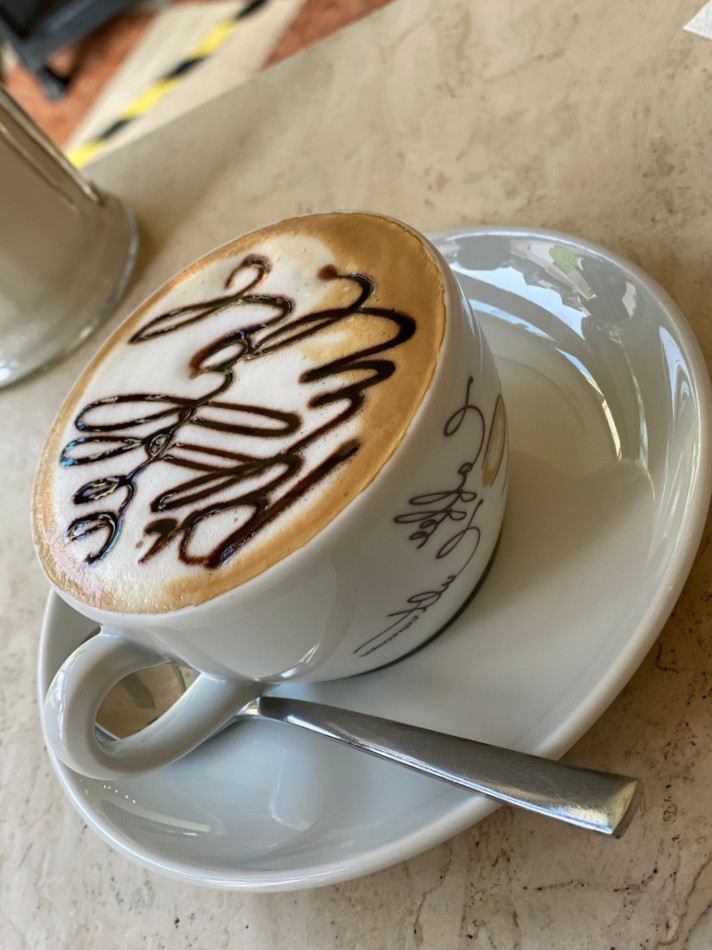 Gliss Caffee Bar