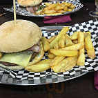 Summum Burger food