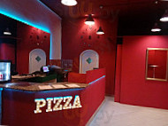 Titu's Pizza inside