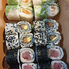 Select Sushi Narbonne food