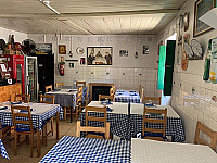 Café Império inside