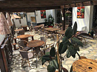 la terrasse aux aromes inside