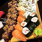 Zen Sushi (pontedera) food