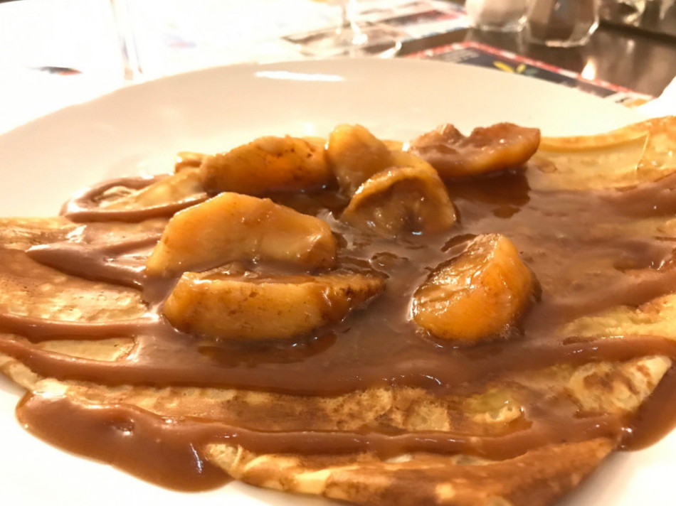 La Creperie Lounge