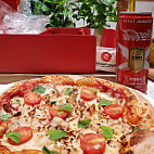 Pizza Hut food