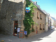 L'Auberge Du Corps De Garde food