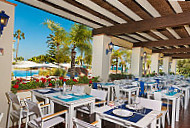 Beach Club Grill food