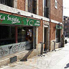 Taberna La Insula outside