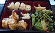 J2 Sushi food