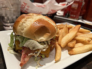 Red Robin Gourmet Burgers And Brews food