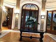 Circulo Italiano inside