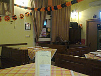 Il Ghiottone inside