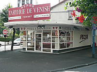 Tarterie De Venise outside