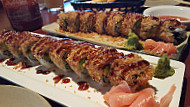 Sushi Lounge food