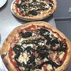 Vesuvio Pizza food