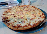 Bony's Pizza food