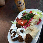 1001 Falafel food