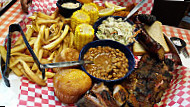 Famous Dave's B-que food