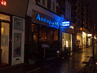 Annapurna outside
