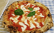 Pizzeria 2 Di Grano food