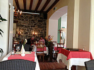 La Veranda inside