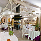 Auberge De Sainte-maure food