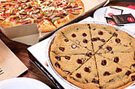 Pizza Hut food