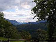 Bergwirtschaft Guglhoer outside