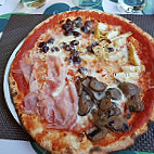 Pizzeria Trattoria Al Sole food