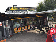 Gullans Kiosk inside