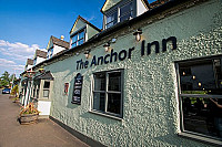 The Anchor Inn outside