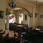 Restaurant Malula inside