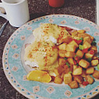 Two Cougars and a Cafe food