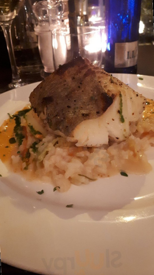 restaurant image
