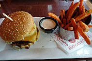 Red Robin Gourmet Burgers food