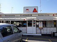 O Assador outside