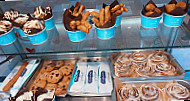 Cinnabon food