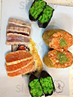 Akeru Sushi inside