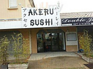 Akeru Sushi outside