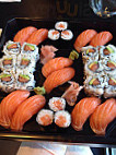 Le Comptoir du Sushi food