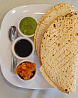 Taj Indian Cuisine food