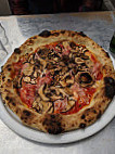 Sette Pizza Faubourg St Denis food