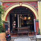 Lagnaa, Bare Foot Dining inside