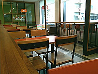 Burger King Coimbra inside