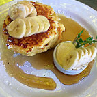 Beess Co Cafe food
