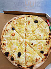 Vivou Pizza food